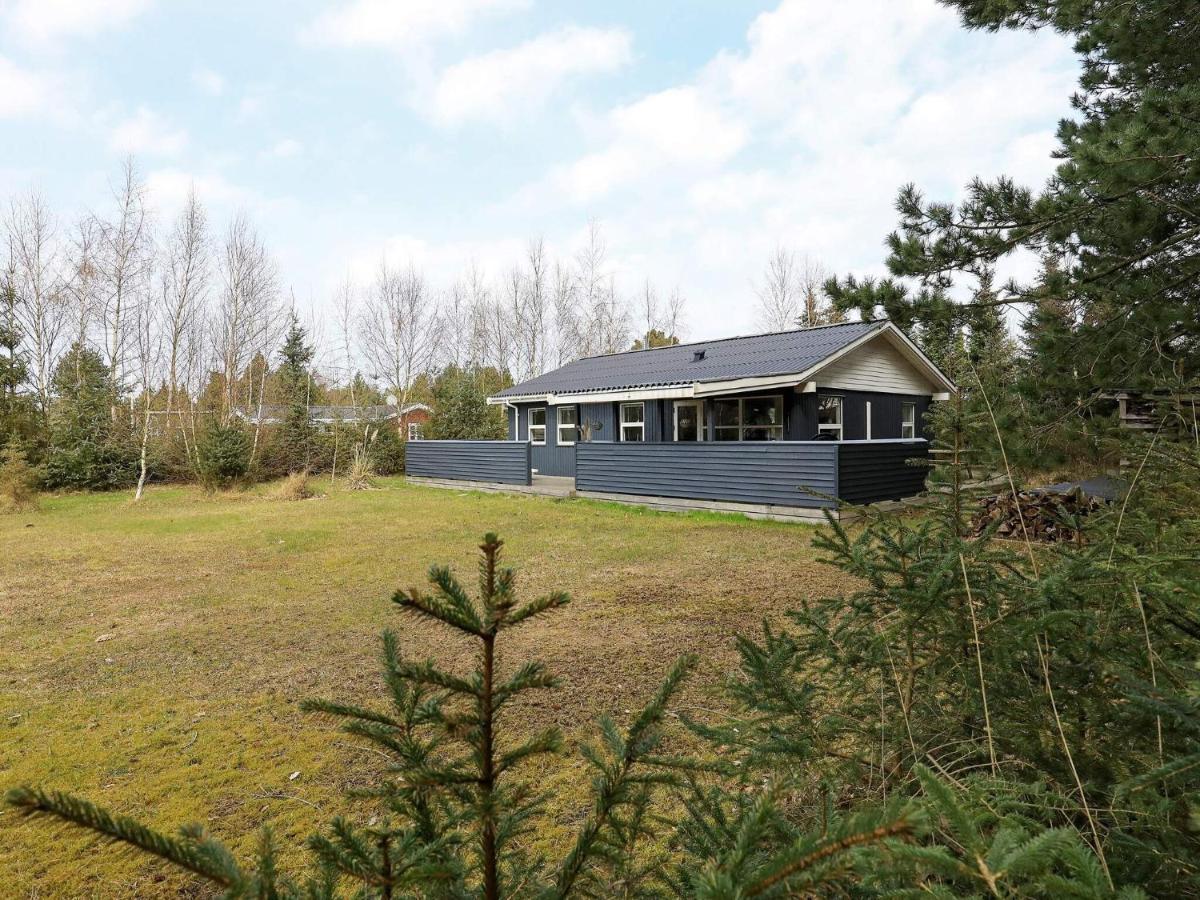 Three-Bedroom Holiday Home In Vaeggerlose 6 Boto By Номер фото